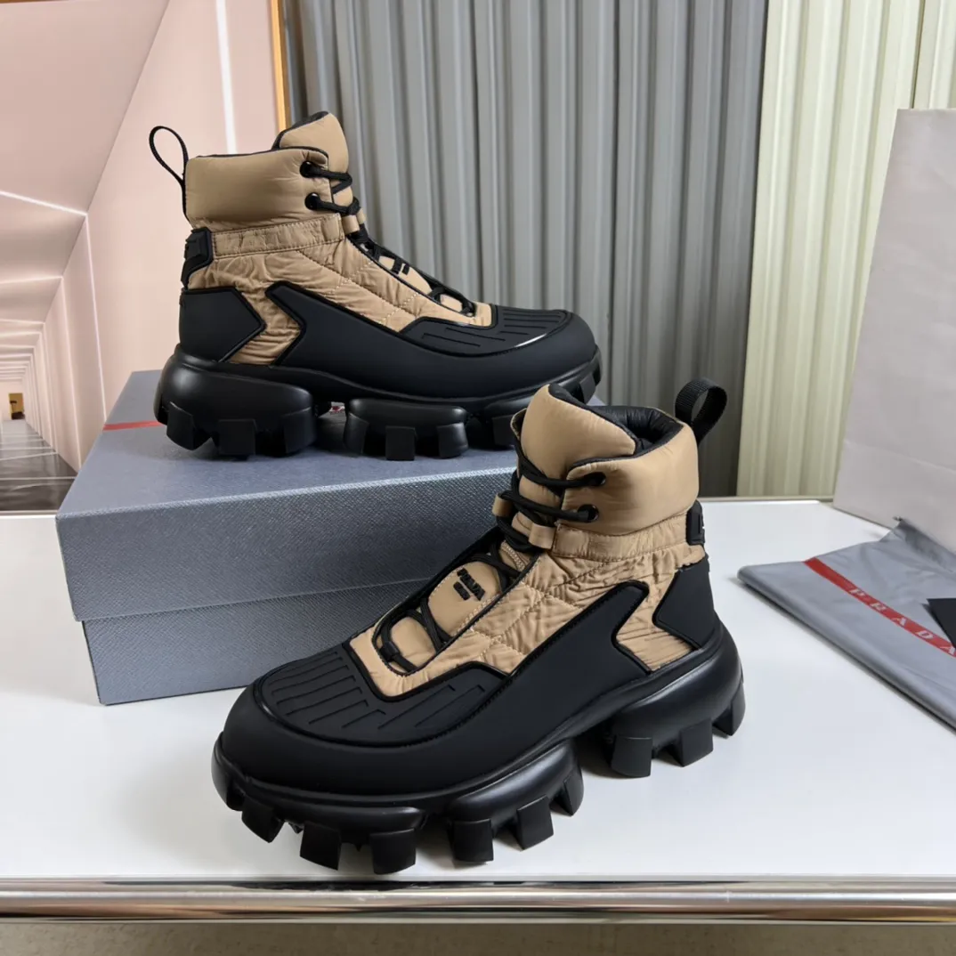 Men's shoes 💰620💰 [PRADA] Autumn and winter hot men's shoes shipped 👏Official website synchronized ⬆️Original fly-knit film fabric + cowhide lining, 1⃣️:1⃣️reproduction, original sole, 38-45 (45. Customized, non-refundable)